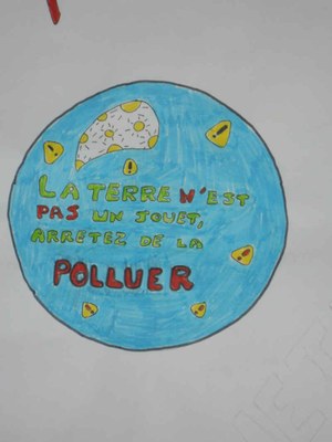 La terre n'est pas un jouet La terre n'est pas un jouet