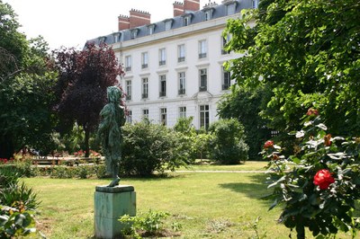 lycee vu du parc 1